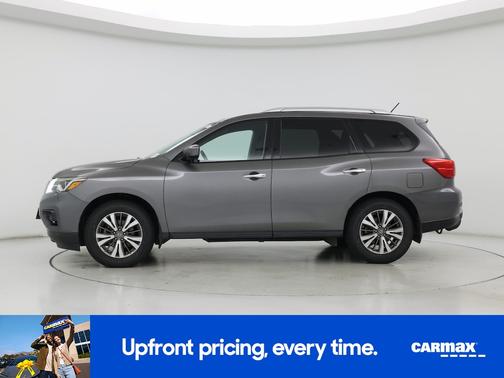 Gray 2017 Nissan Pathfinder SV