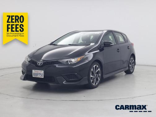 Gray 2018 Toyota Corolla iM