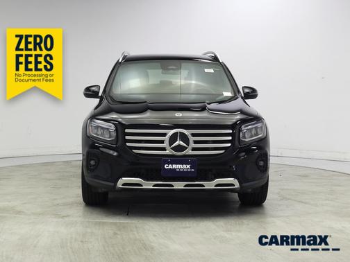 Black 2024 Mercedes-Benz GLB 250
