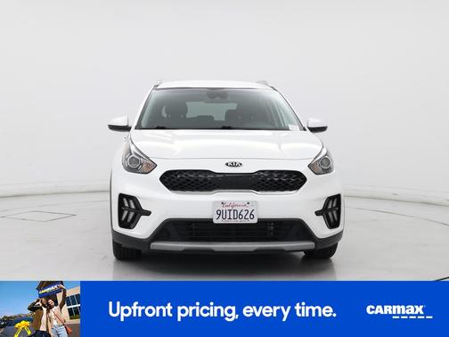 White 2020 Kia Niro LXS