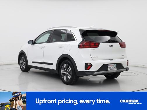 White 2020 Kia Niro LXS