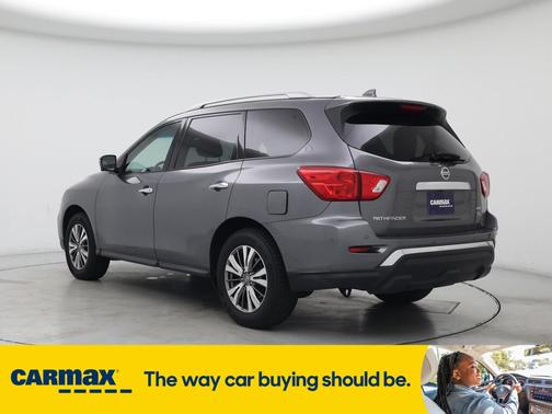 2019 Nissan Pathfinder SL