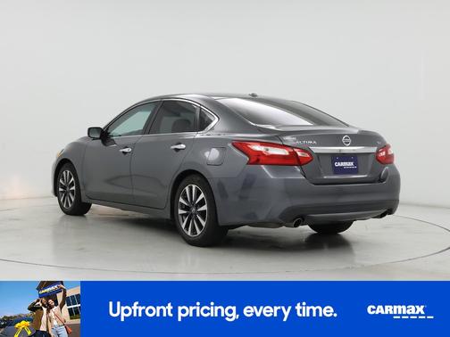 2017 Nissan Altima SV