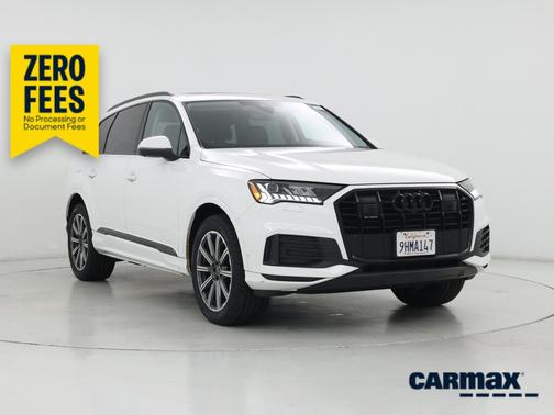 White 2023 Audi Q7 Premium Plus