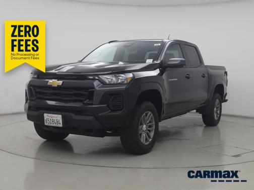 Black 2024 Chevrolet Colorado LT