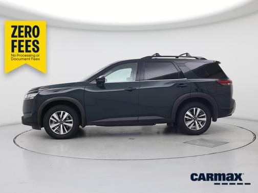 Green 2023 Nissan Pathfinder SL