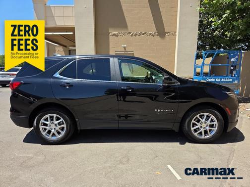 Black 2023 Chevrolet Equinox LT