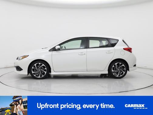 White 2018 Toyota Corolla iM