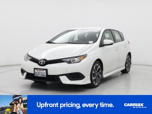 White 2018 Toyota Corolla iM