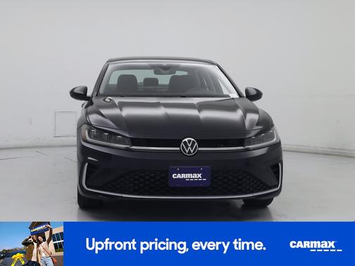 Black 2025 Volkswagen Jetta SE