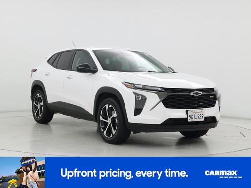 White 2024 Chevrolet Trax 1RS