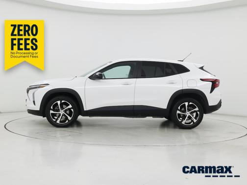 White 2024 Chevrolet Trax 1RS