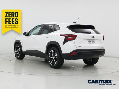 White 2024 Chevrolet Trax 1RS