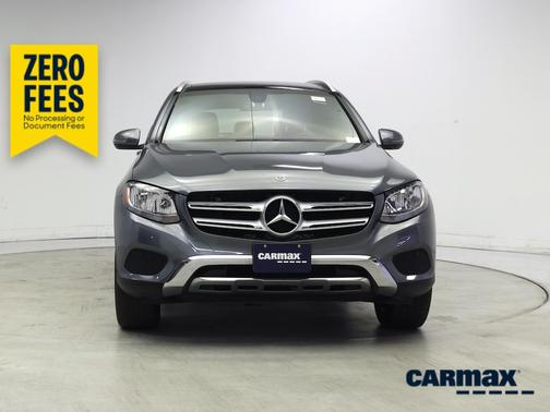 Gray 2018 Mercedes-Benz GLC 300