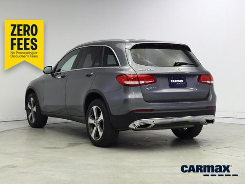 Gray 2018 Mercedes-Benz GLC 300