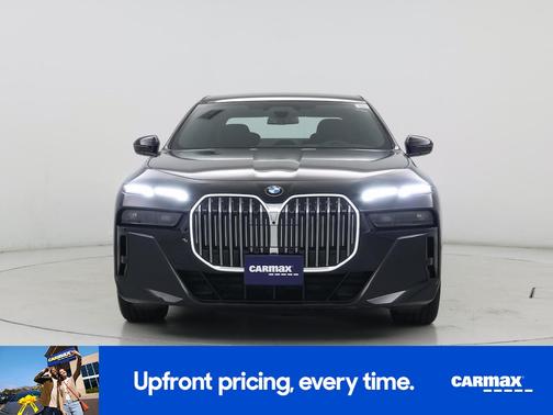 Black 2023 BMW 740 I