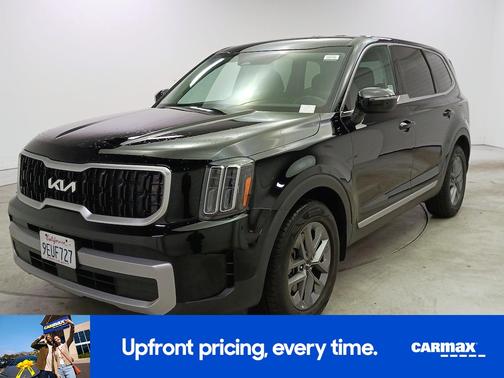 Black 2023 Kia Telluride LX