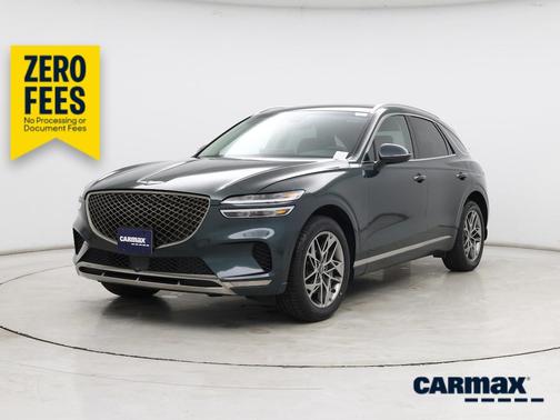 Green 2023 Genesis GV70