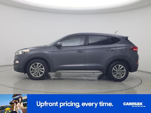 Gray 2017 Hyundai TUCSON SE