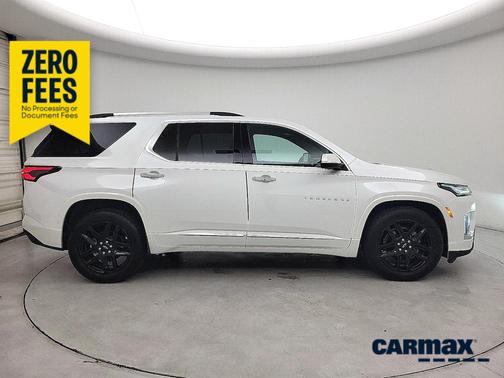White 2022 Chevrolet Traverse Premier