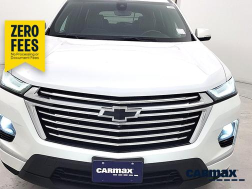 White 2022 Chevrolet Traverse Premier