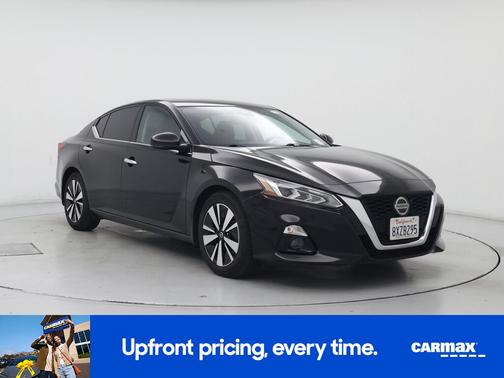 2020 Nissan Altima SV