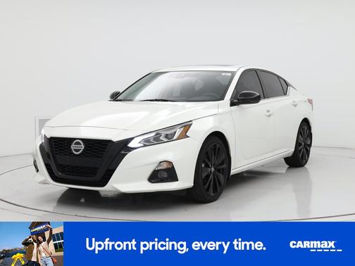 2022 Nissan Altima SR