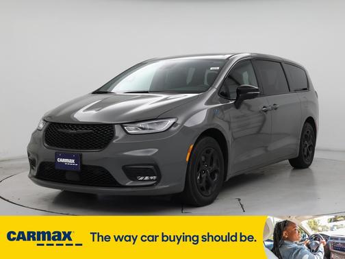 2023 Chrysler Pacifica Hybrid Limited