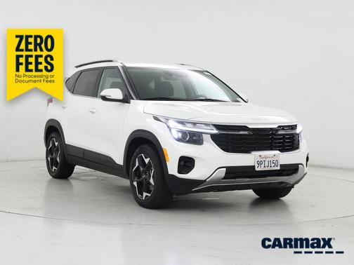 White 2024 Kia Seltos EX