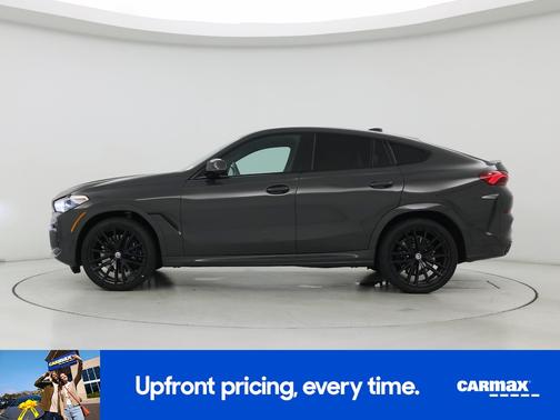Gray 2023 BMW X6 M50i