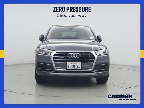 Gray 2018 Audi Q5 Premium