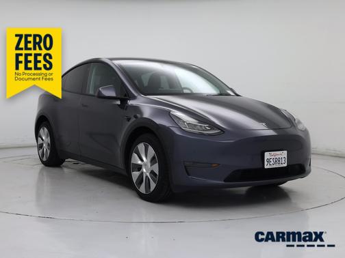Gray 2023 Tesla Model Y Long Range