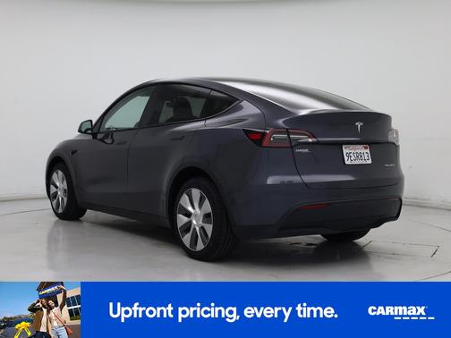 Gray 2023 Tesla Model Y Long Range
