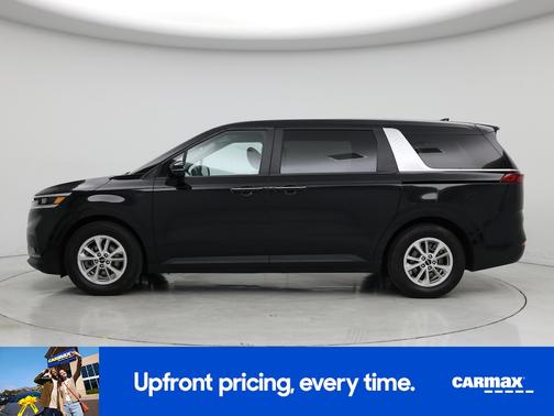 Black 2024 Kia Carnival LX Seat Package