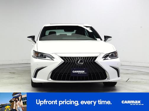 White 2024 Lexus ES 300h