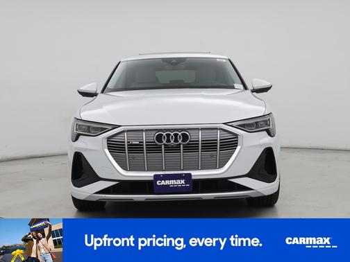 White 2021 Audi e-tron Sportback Prestige