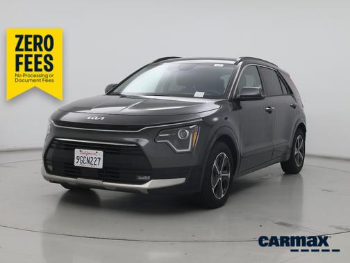 Gray 2023 Kia Niro SX