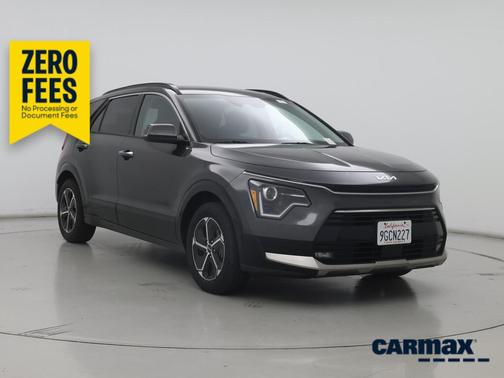 Gray 2023 Kia Niro SX