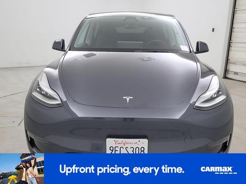 Gray 2023 Tesla Model Y Long Range