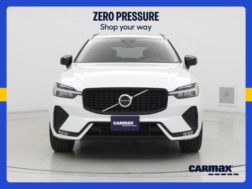 White 2023 Volvo XC60 B5 Ultimate Dark Theme