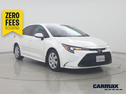 White 2020 Toyota Corolla LE