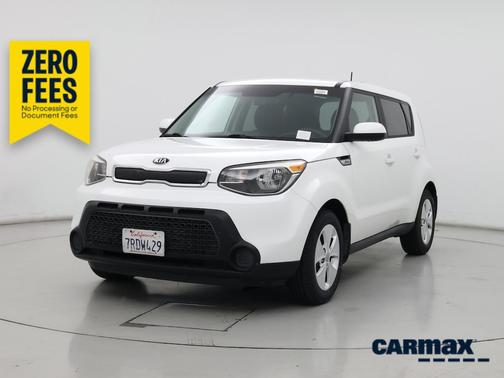 White 2016 Kia Soul