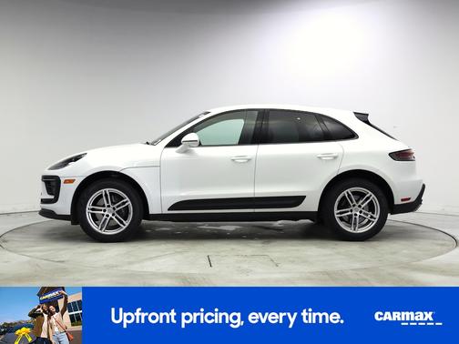 White 2022 Porsche Macan