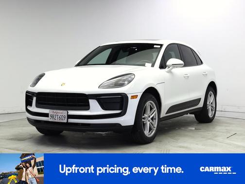 White 2022 Porsche Macan