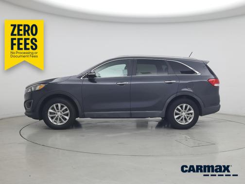 Gray 2016 Kia Sorento LX