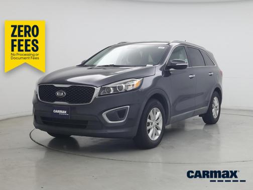 Gray 2016 Kia Sorento LX