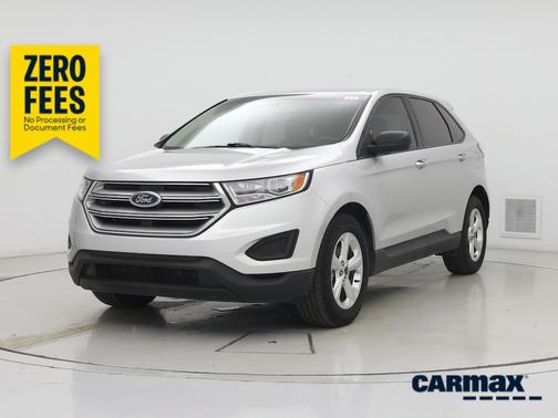 Silver 2018 Ford Edge SE