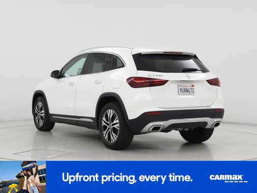 White 2025 Mercedes-Benz GLA 250