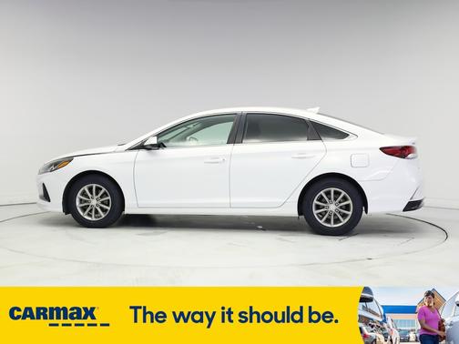 2018 Hyundai SONATA SE