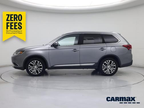 Gray 2017 Mitsubishi Outlander SE